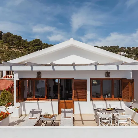 ヴィラ Anthea - Seafront 3-bedroom House Achladies