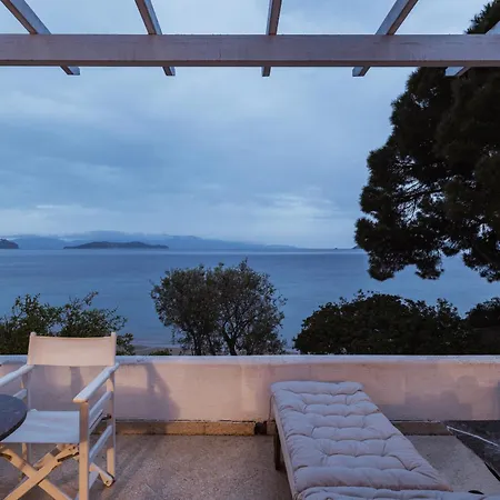 ヴィラ Anthea - Seafront 3-bedroom House Achladies