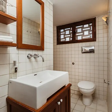 Anthea - Seafront 3-bedroom House * Achladies
